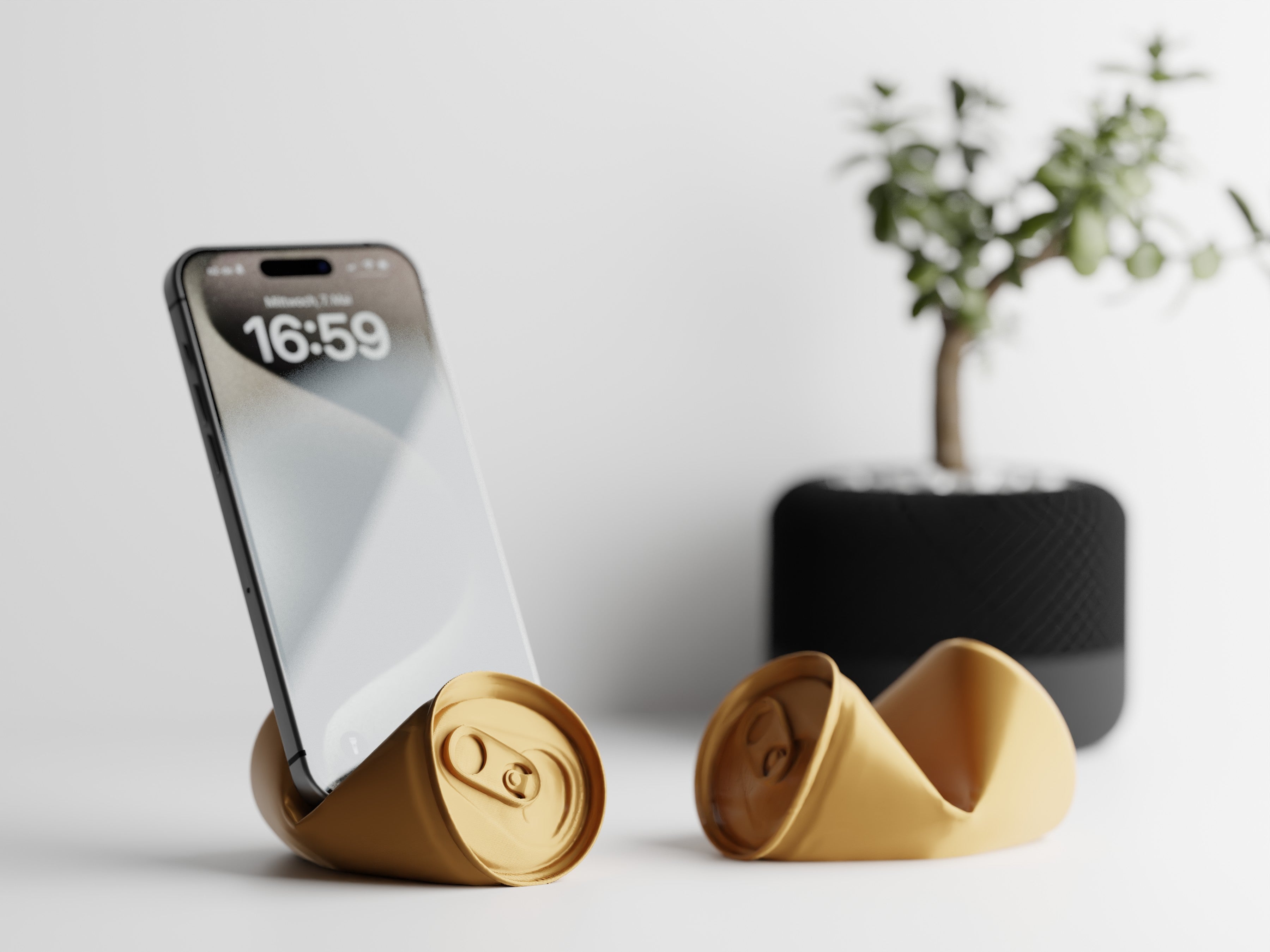 SodaCan – Crushed Can Phone Stand