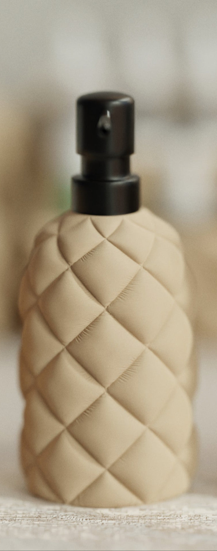 Pompra – Inflated Soap Dispenser